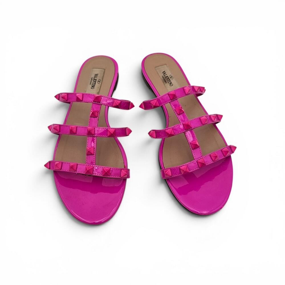 Valentino Garavani Rockstud Pink Patent Leather Flat Slide Sandal Size 37 US 7